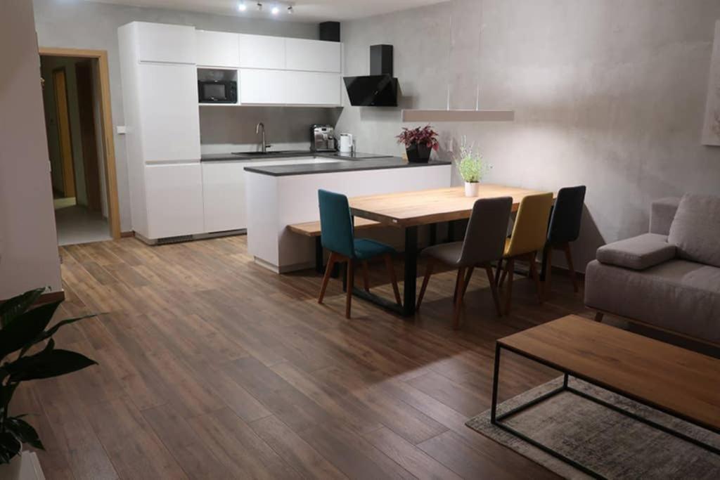 Veritas House Apartment Mikulov